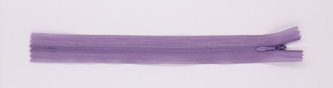 Потайная неразъемная, цвет ткани М424 цвет звена , замок пластик